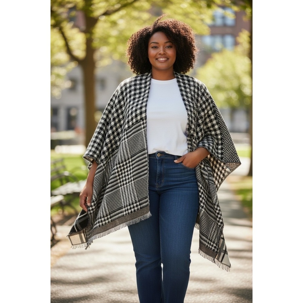 STEVE MADDEN Black White Plaid Patchwork Fringe Kimono Cardigan OSFM